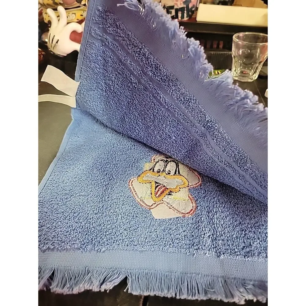 Vintage 1993 Daffy Duck Blue Hand Towel Retro Embroidered